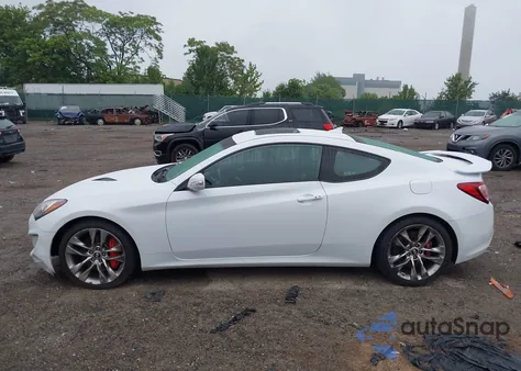 2015 Hyundai Genesis 3.8 Ultimate from USA, damaged, VIN KMHHU6KJ3FU125152